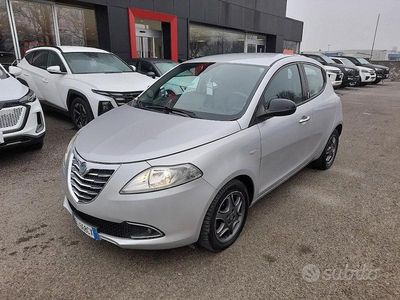 Usata Lancia Ypsilon 2012 Grigio Utilitaria
