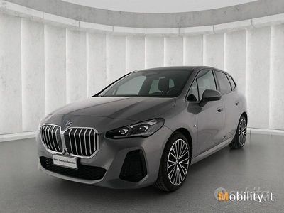 Usata BMW 218 Active Tourer Comfort Edition 150 CV (110 kW) 2024 Skyscraper grey metallic Monovolume