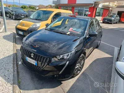 Begagnad Peugeot 208 Active 102 HK (75 kW) 2021 Svart Halvkombi