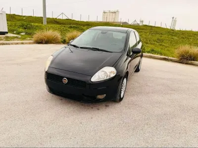 Usata Fiat Grande Punto Active 74 CV (54 kW) 2008 Beige Utilitaria