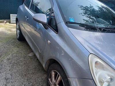 Usata Opel Corsa 69 CV (50 kW) 2006 Grigio Utilitaria