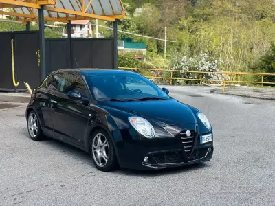 Begagnad Alfa Romeo MiTo 120 HK (88 kW) 2008 Svart Halvkombi