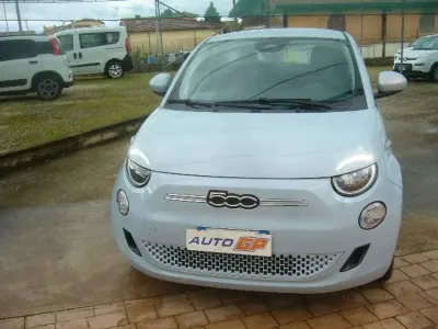Używany Fiat 500e 42 kW (58 KM) 2020 Niebieski Hatchback