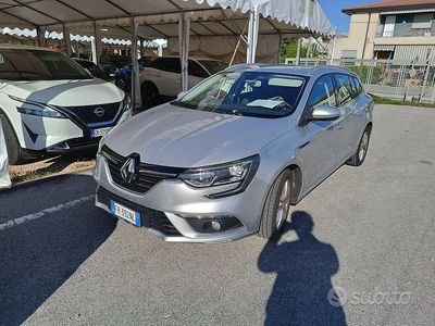 Usata Renault Mégane GrandTour 110 CV (80 kW) 2018 Grigio Station wagon