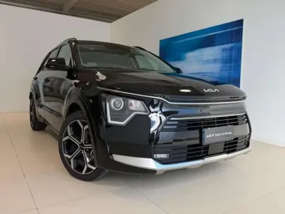 Usata Kia Niro Style 105 CV (77 kW) 2022 Black soul SUV