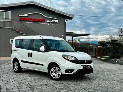 Begagnad Fiat Doblò Active 105 HK (77 kW) 2019 Vit Minibuss