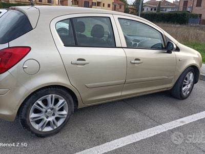 Usata Opel Corsa 2007 Giallo Berlina