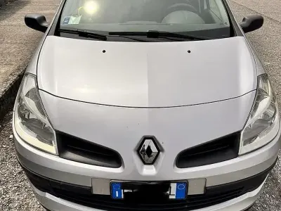 Usata Renault Clio 2005 Grigio Utilitaria