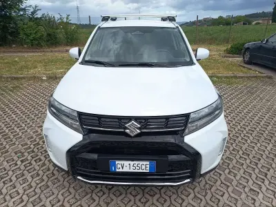 Usata Suzuki Vitara Cool 129 CV (94 kW) 2024 Bianco SUV