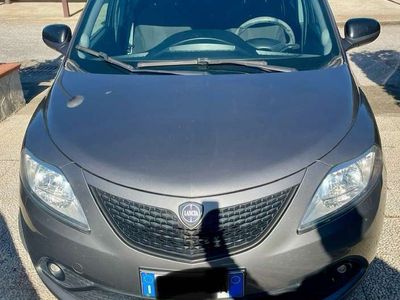 usata Lancia Ypsilon 1.2 Gold ecochic Gpl 69cv my18