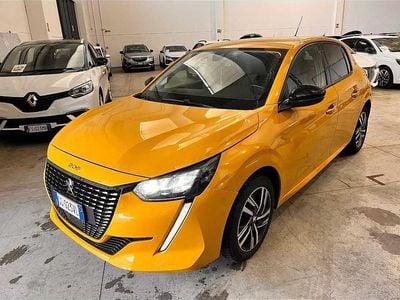Usata Peugeot 208 102 CV (75 kW) 2022 Utilitaria
