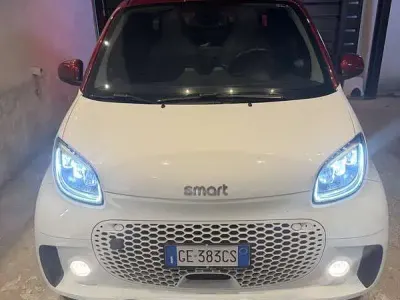 Usata Smart ForTwo Electric Drive 89 kW (122 CV) 2021 Bianco Cabrio