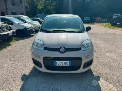 Usata Fiat Panda Emotion 69 CV (50 kW) 2011 Beige Utilitaria
