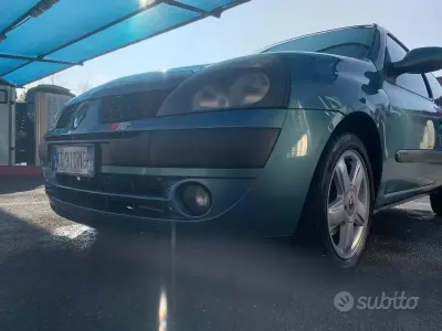 Usata Renault Clio II 107 CV (78 kW) 2003 Berlina