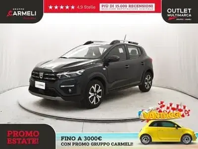 Usata Dacia Sandero Comfort 101 CV (74 kW) 2023 Grigio Berlina