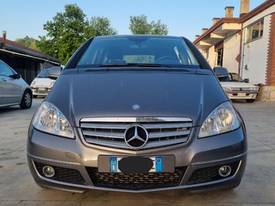 usata Mercedes A180 A 180 BlueEFFICIENCY Avantgarde