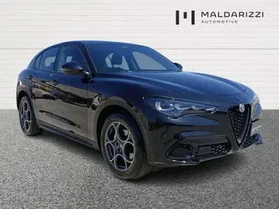 Usata Alfa Romeo Stelvio Sprint 160 CV (117 kW) 2025 Nero SUV
