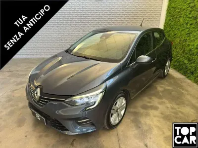 Begagnad Renault Clio V Intens 101 HK (74 kW) 2021 Grå Sedan
