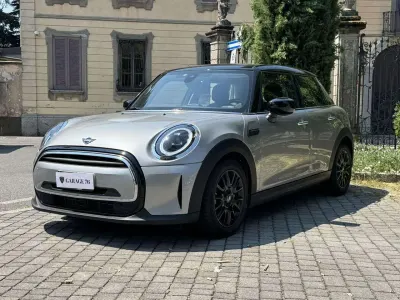 Usata Mini Cooper 136 CV (100 kW) 2023 Grigio scuro Utilitaria