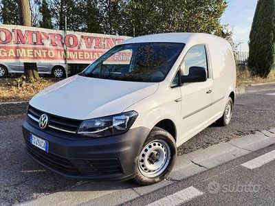 Usata VW Caddy 102 CV (75 kW) 2016 Bianco Monovolume