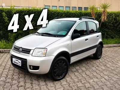 Usata Fiat Panda 4x4 Climbing 60 CV (44 kW) 2006 Grigio Utilitaria
