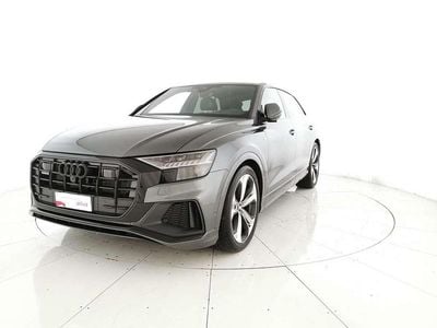 Grigio Usata 2022 Audi Q8 Sport SUV | 60.900 € (Ottimo prezzo)