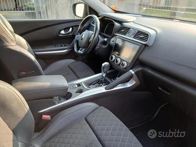 Usata Renault Kadjar Business 116 CV (85 kW) 2020 Blu/azzurro SUV