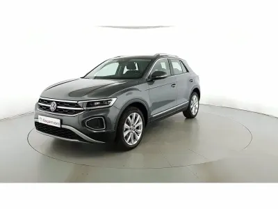 Usata VW T-Roc Style 150 CV (110 kW) 2023 Indium grey SUV