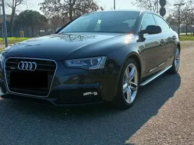 Usata Audi A5 Sportback S-Line 190 CV (139 kW) 2015 Blu/azzurro Utilitaria