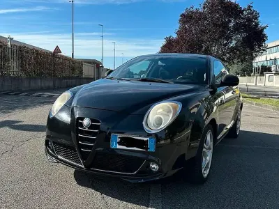 Usata Alfa Romeo MiTo Distinctive 120 CV (88 kW) 2010 Nero Utilitaria