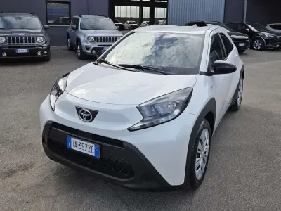 Nuova Toyota Aygo X Active 72 CV (52 kW) 2025 Bianco SUV