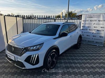 Usata Peugeot 2008 Allure 102 CV (75 kW) 2025 Bianco SUV