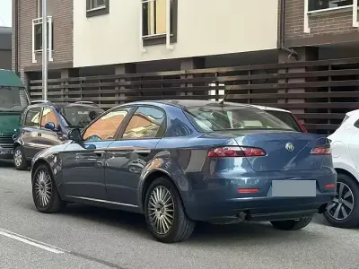 Käytetty Alfa Romeo 159 Progression 150 HP (110 kW) 2008 Sininen Sedan