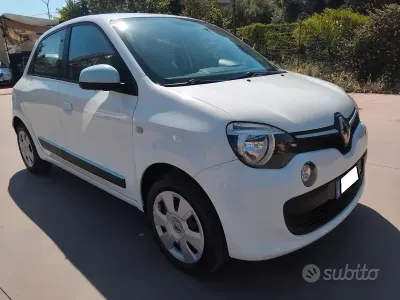 Usata Renault Twingo SE 69 CV (50 kW) 2015 Bianco Utilitaria