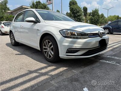 Usata VW Golf VII 130 CV (95 kW) 2019 Bianco Berlina