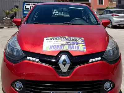 Usata Renault Clio IV 72 CV (52 kW) 2015 Rosso Berlina