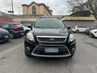 Usata Ford Kuga 163 CV (119 kW) 2011 Nero SUV