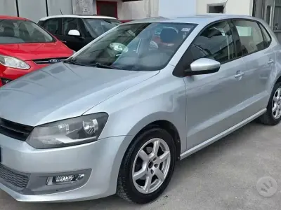 Usata VW Polo Highline 90 CV (66 kW) 2010 Grigio Utilitaria