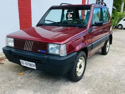 Usata Fiat Panda 4x4 50 CV (36 kW) 1988 Rosso Utilitaria