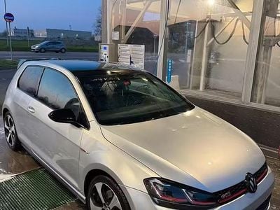 Usata VW Golf VII GTI 230 CV (169 kW) 2016 Grigio Berlina