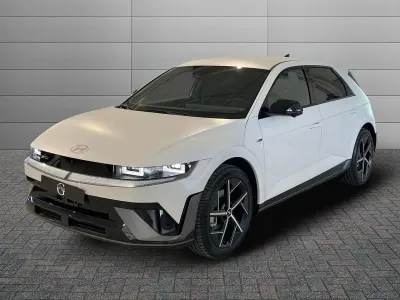 Nuova Hyundai Ioniq 5 N Line 2025 Atlas white matte SUV