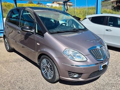 Usata Lancia Musa 90 CV (66 kW) 2010 Grigio Monovolume