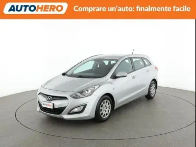 Gebraucht Hyundai i30 Classic 110 PS (80 kW) 2015 Silber Kombi