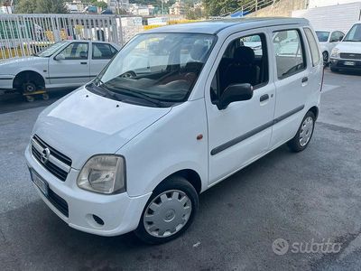 Usata Opel Agila 2005 Bianco Monovolume