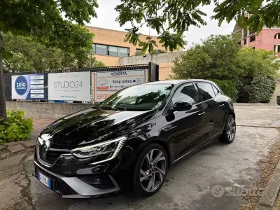 Käytetty Renault Mégane IV RS Line 116 HP (85 kW) 2021 Harmaa Sedan