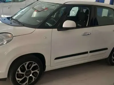 Usata Fiat 500L Business 120 CV (88 kW) 2019 Bianco Monovolume