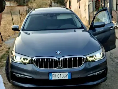 Usata BMW 530 Luxury Line 249 CV (183 kW) 2017 Grigio Berlina