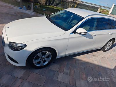 Usata Mercedes E220 194 CV (142 kW) 2017 Bianco Station wagon