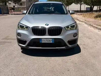Usata BMW X1 150 CV (110 kW) 2019 Grigio SUV