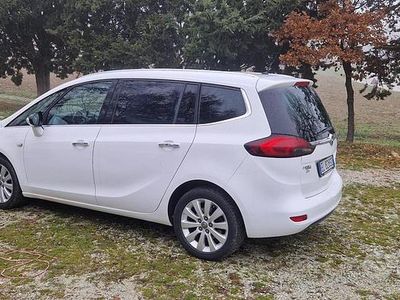 Usata Opel Zafira 150 CV (110 kW) 2012 Bianco Monovolume